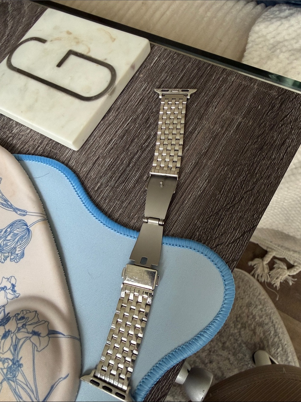 Apple Watch Stainless Steel Mesh-Link Watch Band - Silver